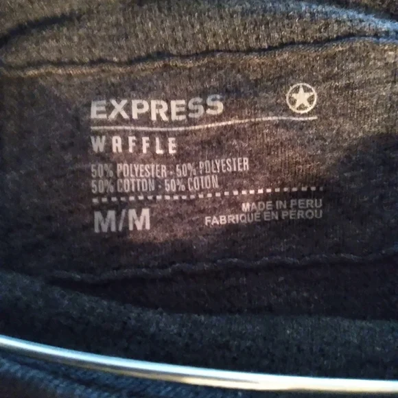 ❤️SALE ITEM Express honor shirt - Picture 3 of 6